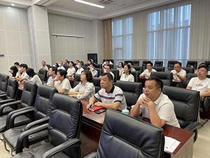 奋斗百年路,启航新征程