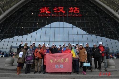 去中国唯一“高铁驾校”体验：高铁原来这样开