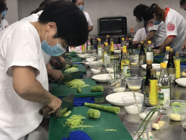 家政服务,服务到家岂能变成“麻烦到家”?